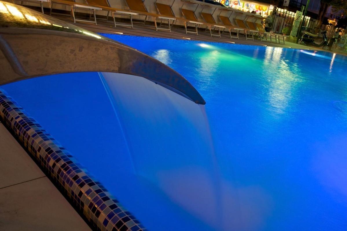 Hotel Lido Cattolica Exterior foto
